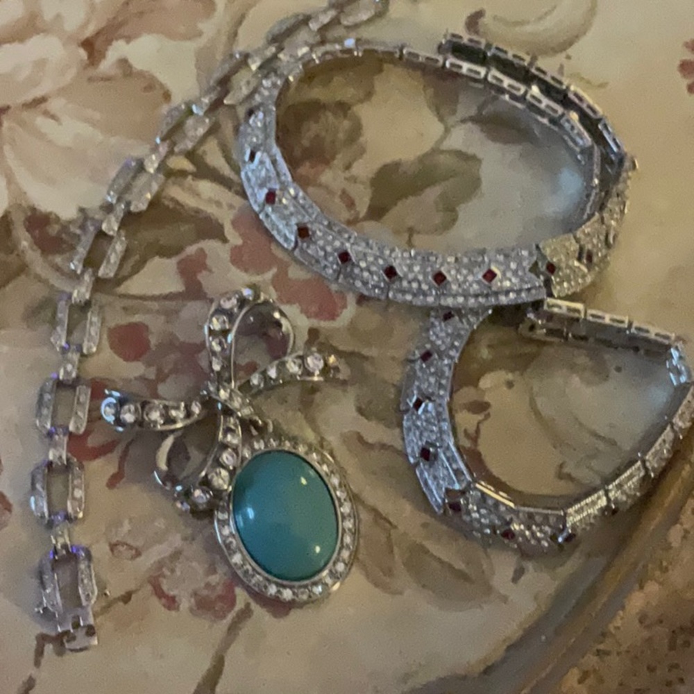 Necklace ( needs repair) bracelet & pin